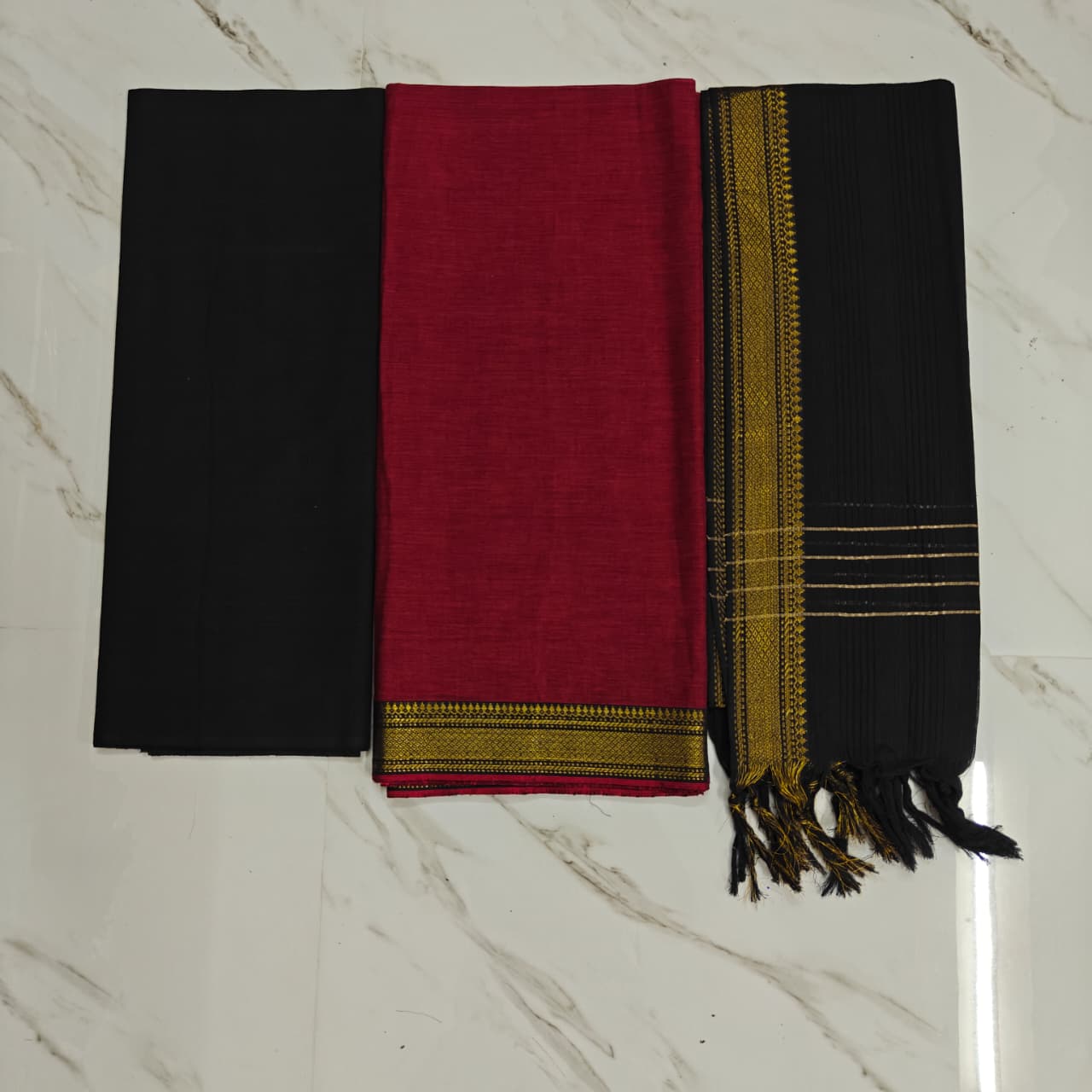 mangalagiri cotton - maroon & black