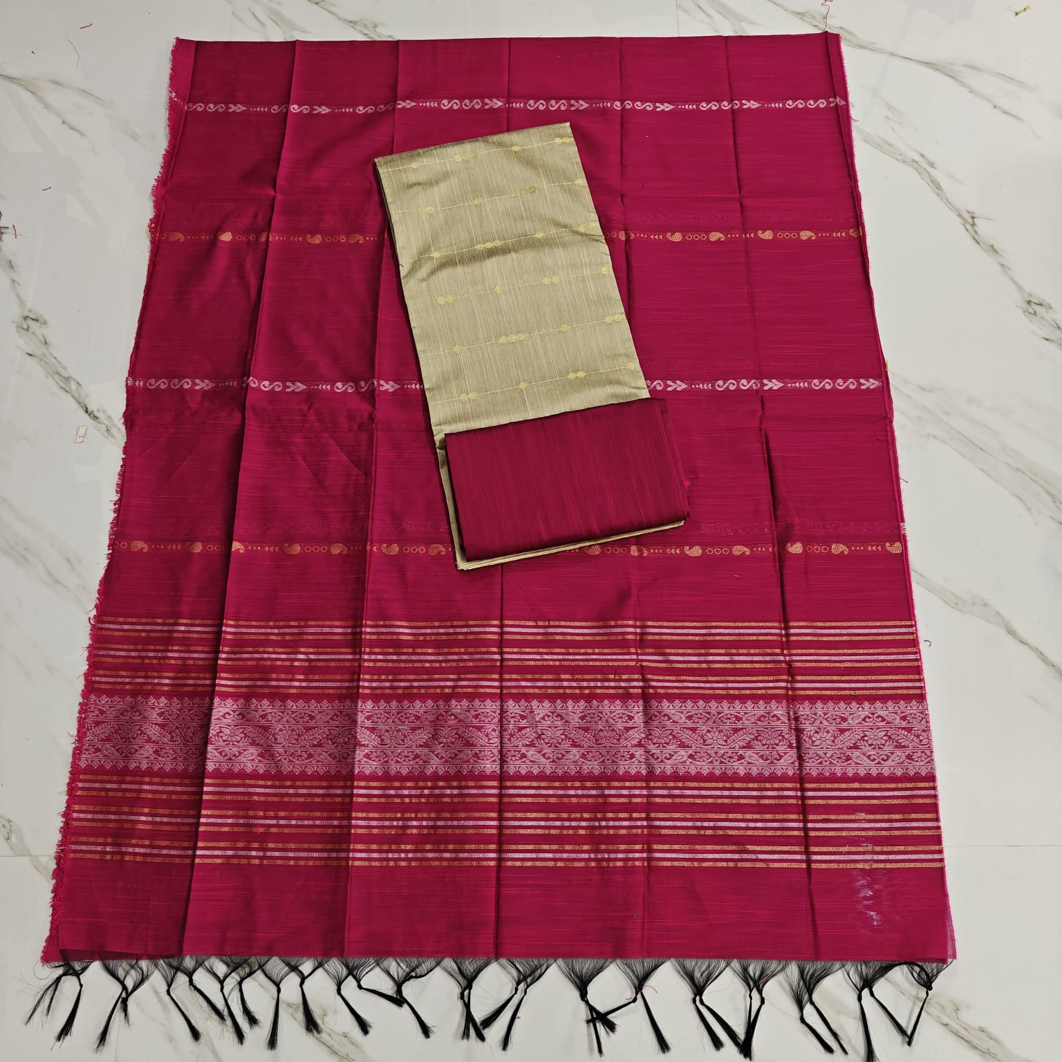 JAQUARD DUPPATA SET & raw silk set -RANI Pink jaquard duppata with cream colour 3 round butta top