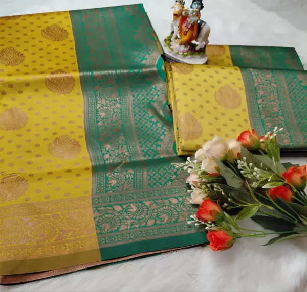 BANARASI SOFT SILK SAREE With Flower